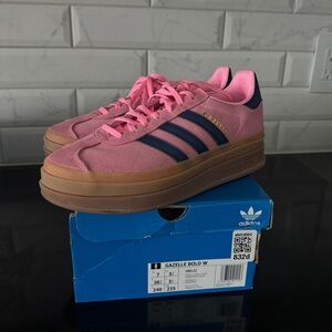 SOLD Women’s Adidas Gazelle Bold Pink Glow Gum -women’s size 7